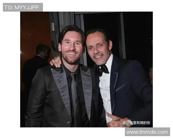 当好莱坞明星遇上足球巨星：星光熠熠的合影瞬间回顾