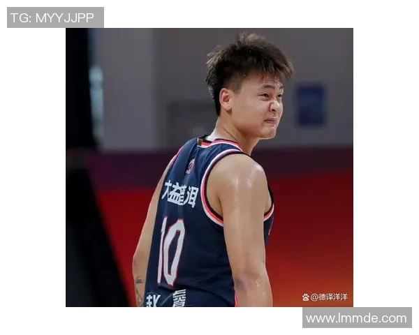 武汉滑板队与杭州滑板队赛后复盘分析比赛节奏与战术对比