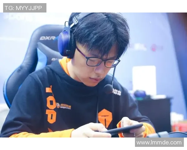 聚焦王者荣耀TES战队个人能力分析与发展潜力探讨